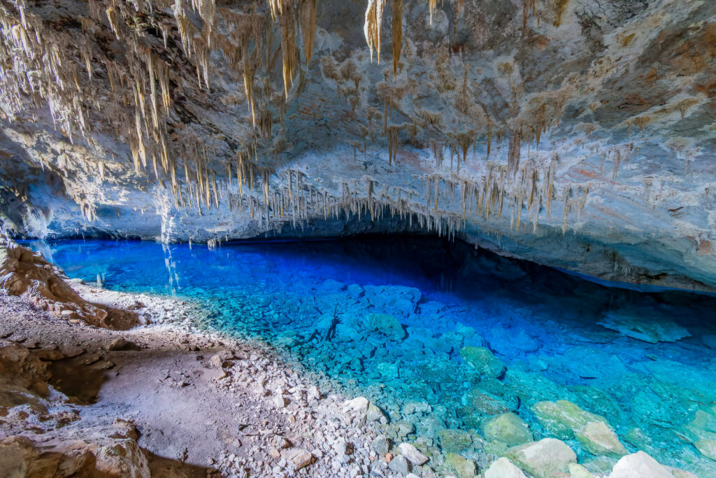 Gruta do Lago Azul